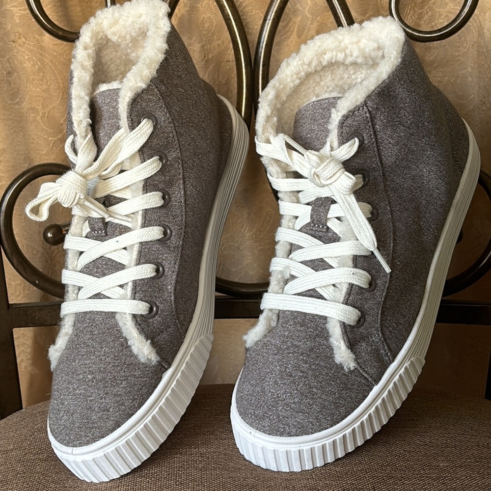 Madden Girl gray warm lining high top lace up fashion casual sneakers shoes